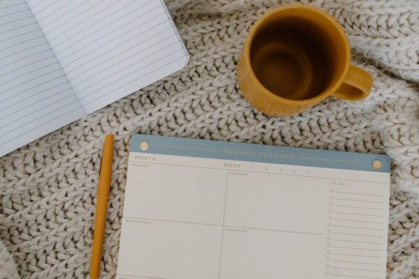 How to Design a Weekly Reset Routine for Better Focus and Balance